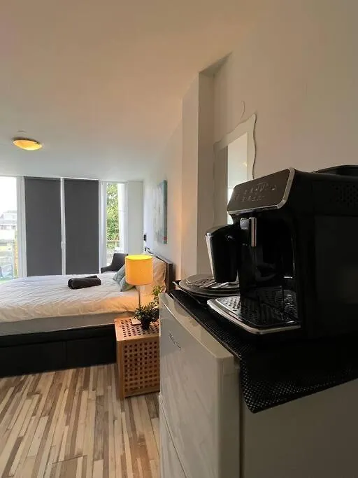 Room 101 - Eindhoven - By T&S Apartment