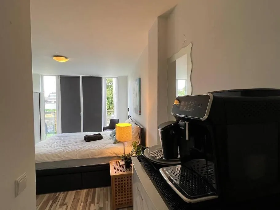 Room 101 - Eindhoven - By T&S 0*,